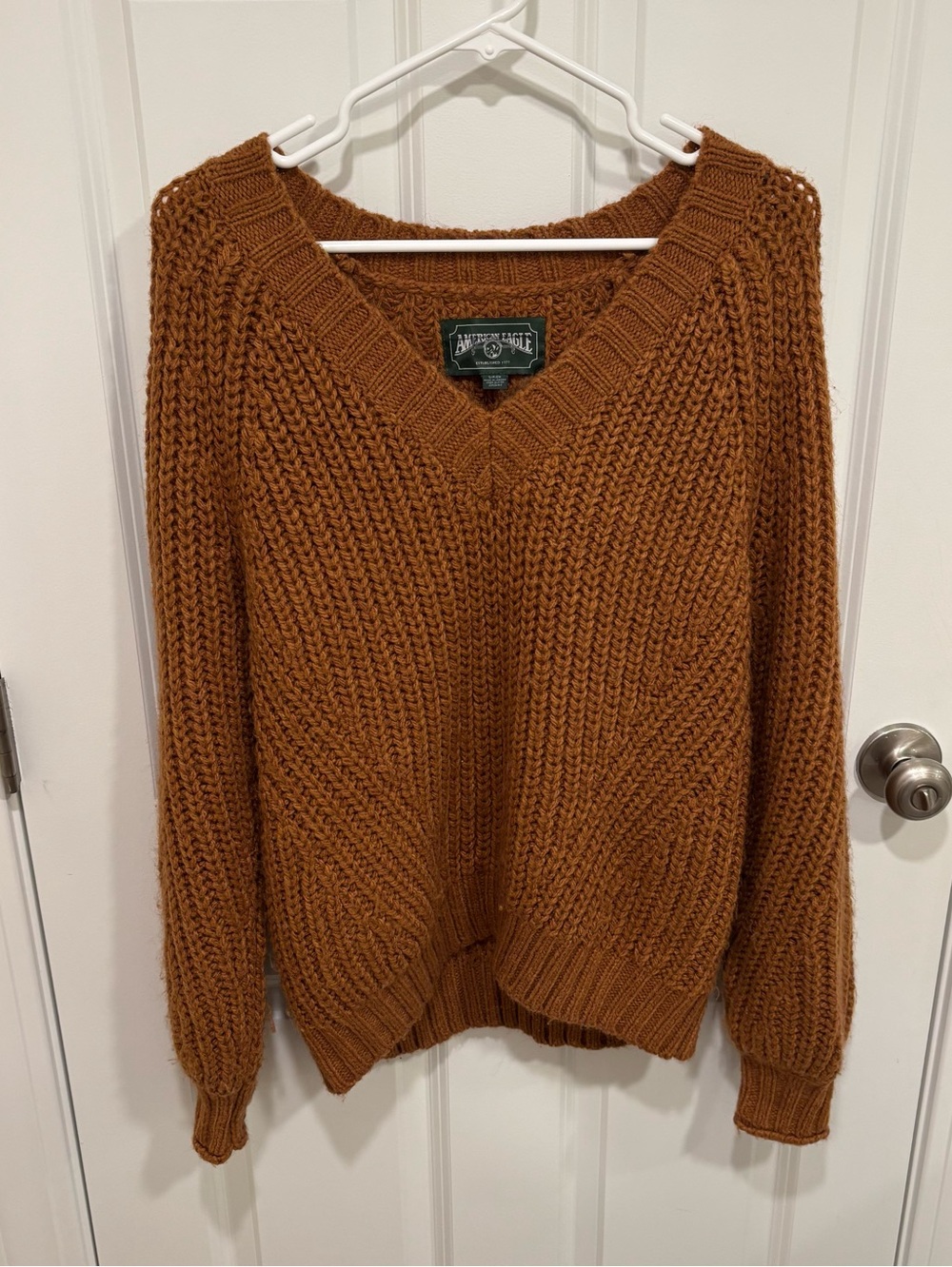 American Eagle V-Neck Warm Brown Knit Sweater Womens U.S. Small